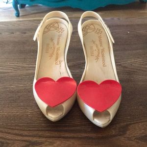 Vivienne Westwood x Melissa Heart Heels ❤️